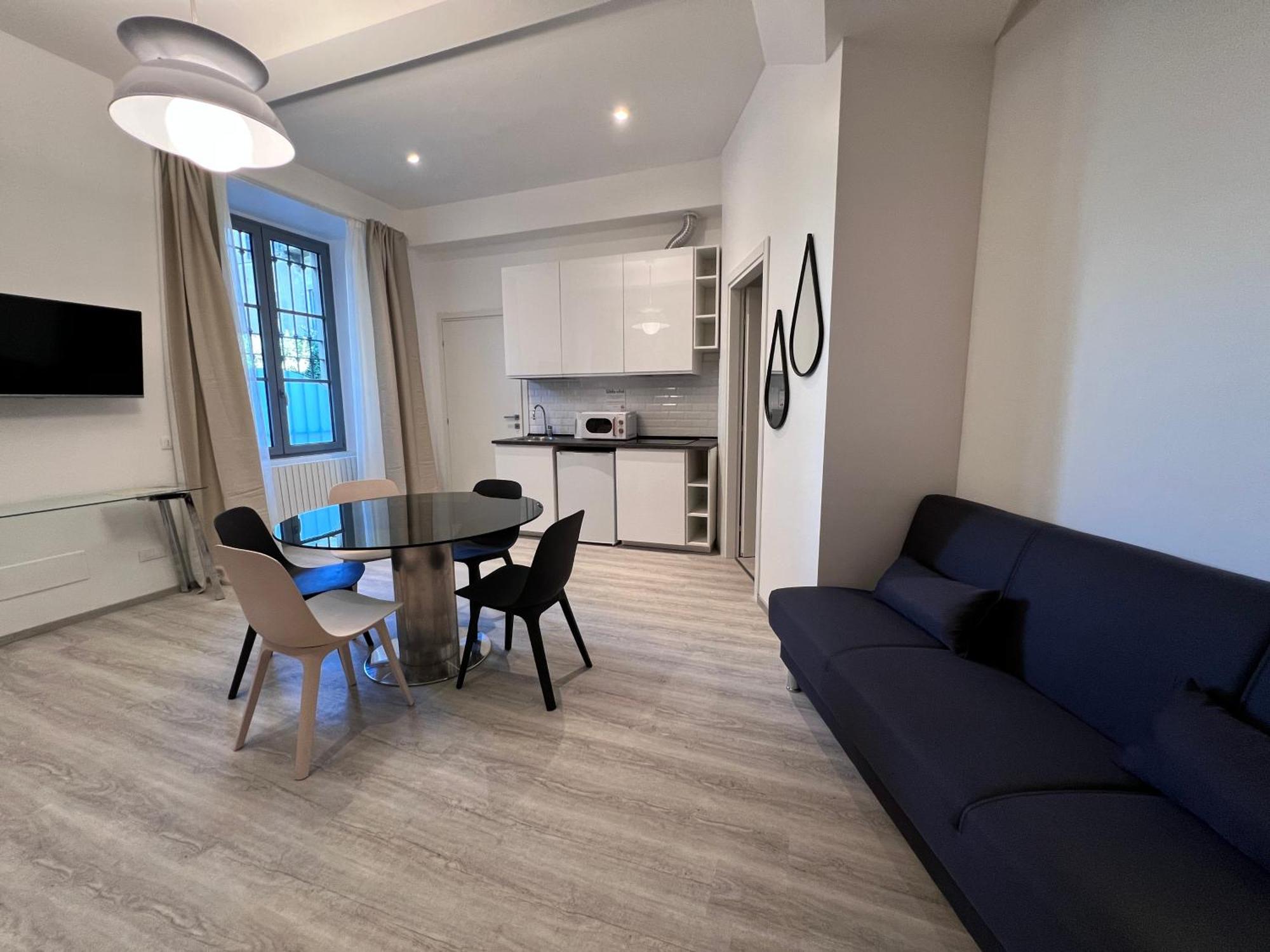 Residence Diaz โกโม ภายนอก รูปภาพ