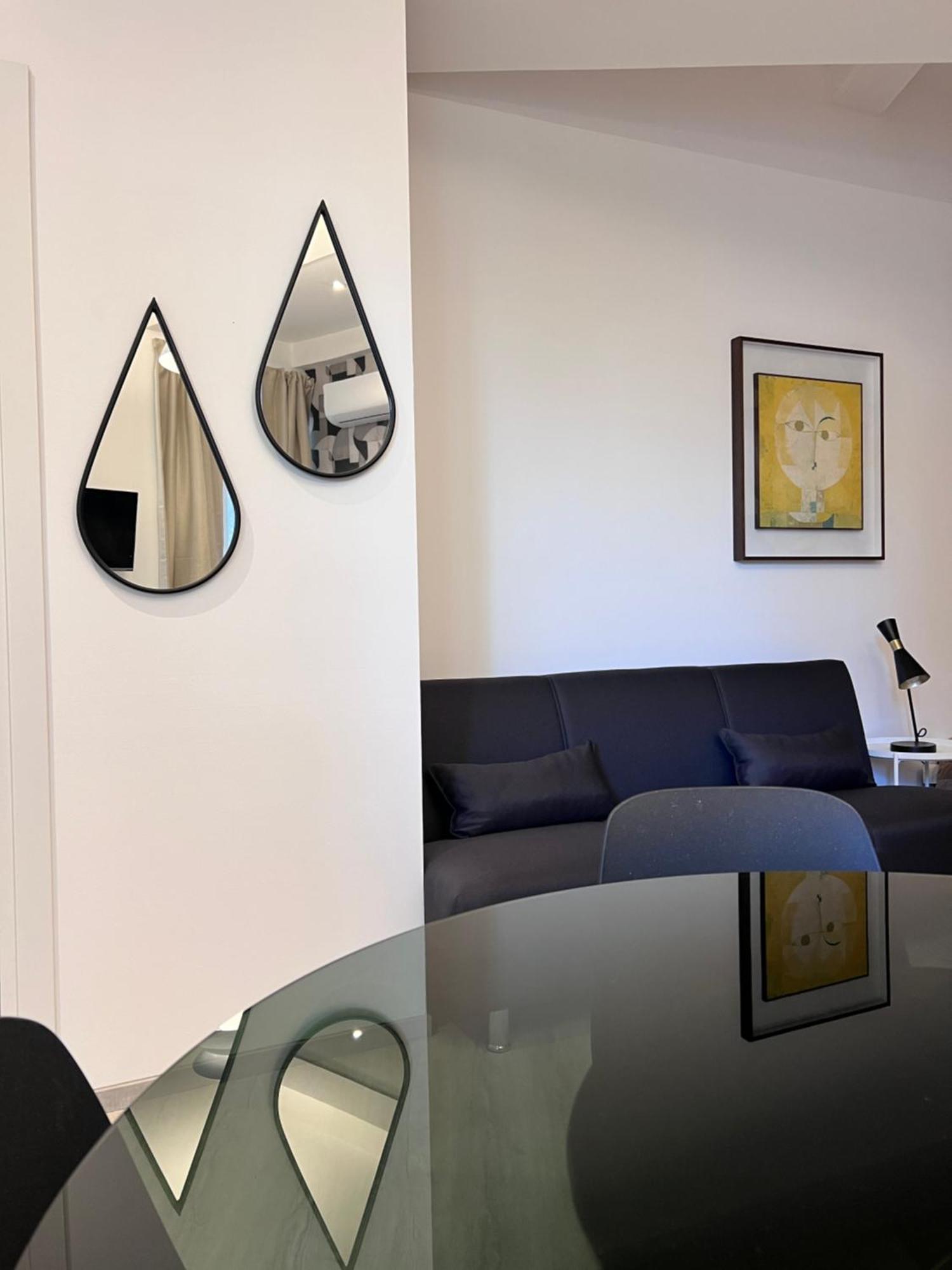 Residence Diaz โกโม ภายนอก รูปภาพ