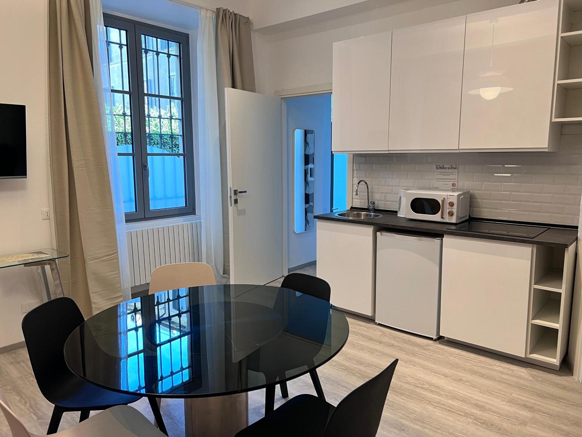 Residence Diaz โกโม ภายนอก รูปภาพ