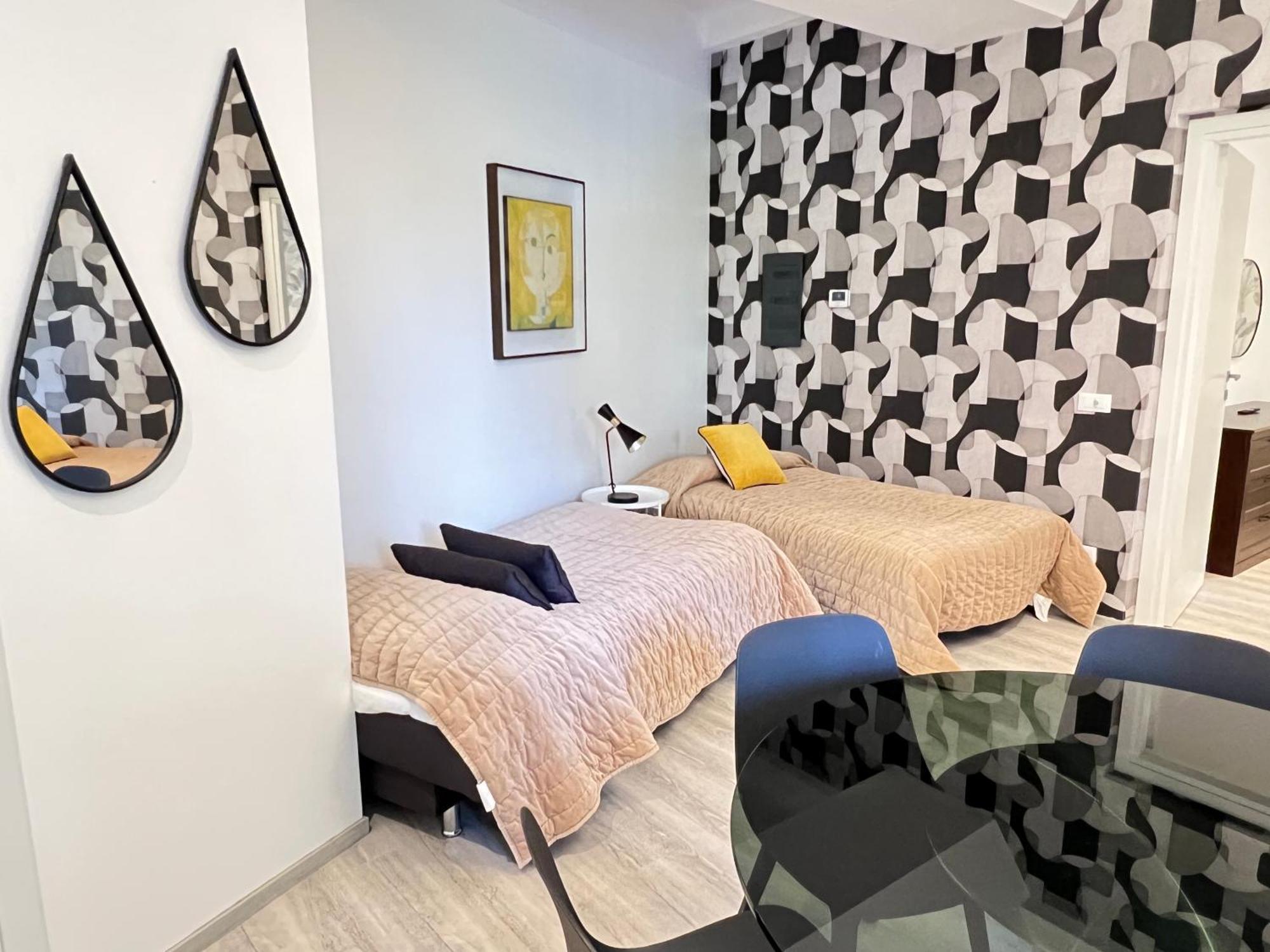 Residence Diaz โกโม ภายนอก รูปภาพ